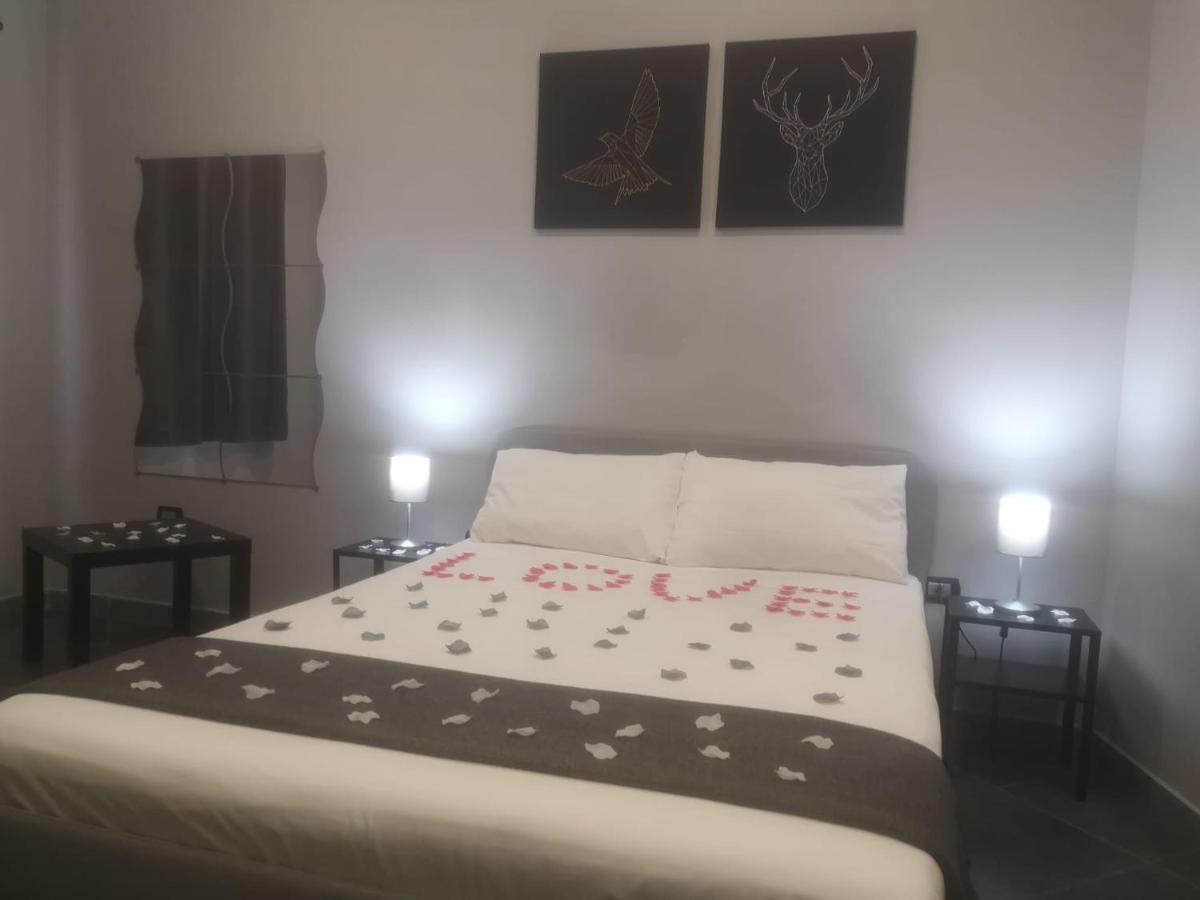 Living Bed And Breakfast Касория Екстериор снимка