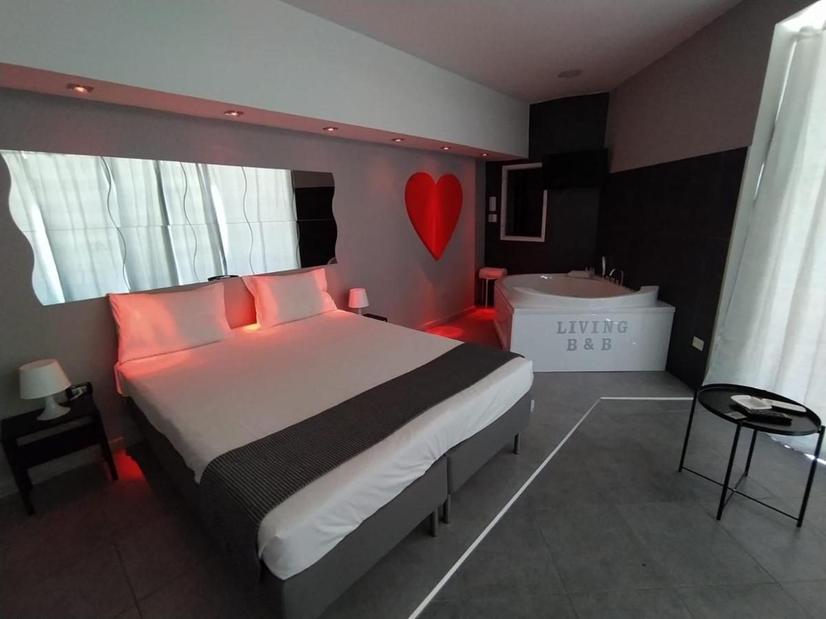 Living Bed And Breakfast Касория Екстериор снимка