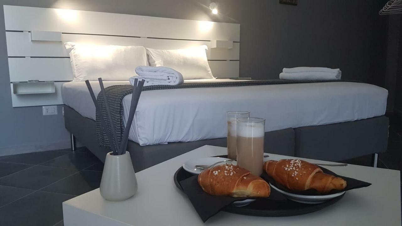 Living Bed And Breakfast Касория Екстериор снимка