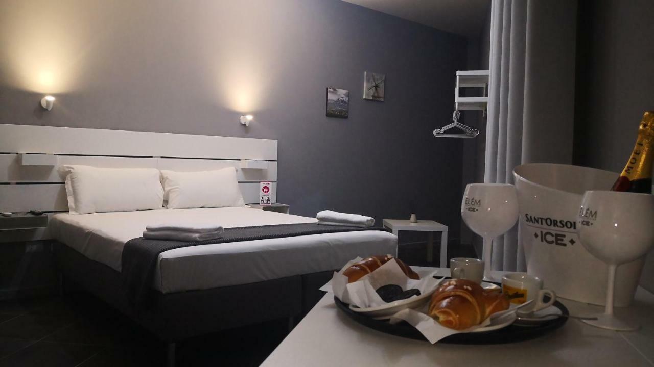 Living Bed And Breakfast Касория Екстериор снимка